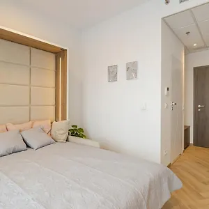 Apartament Kasprzaka 29 - Bezplatny Parking - Free Parking - Piekny Widok Na Centrum Miasta - Duzy Balkon - Smart Tv 55 Cali - Wifi - Better, Warszawa